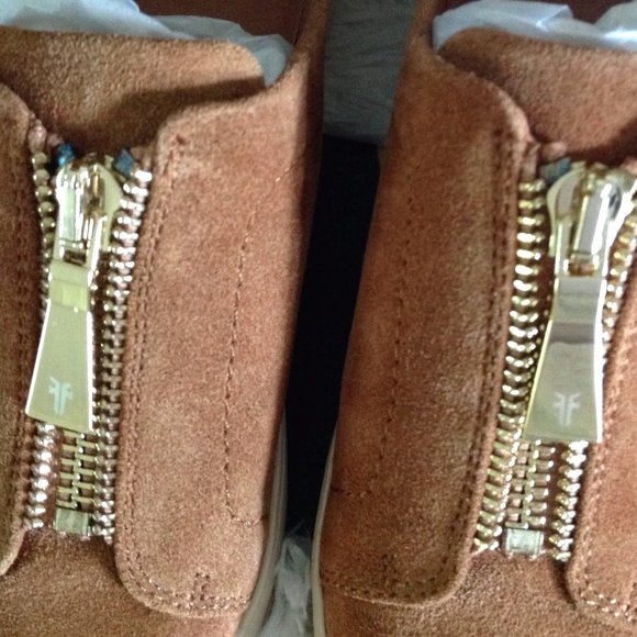 Frye Lena Zip Tan Suede Mules - Picture 9 of 12